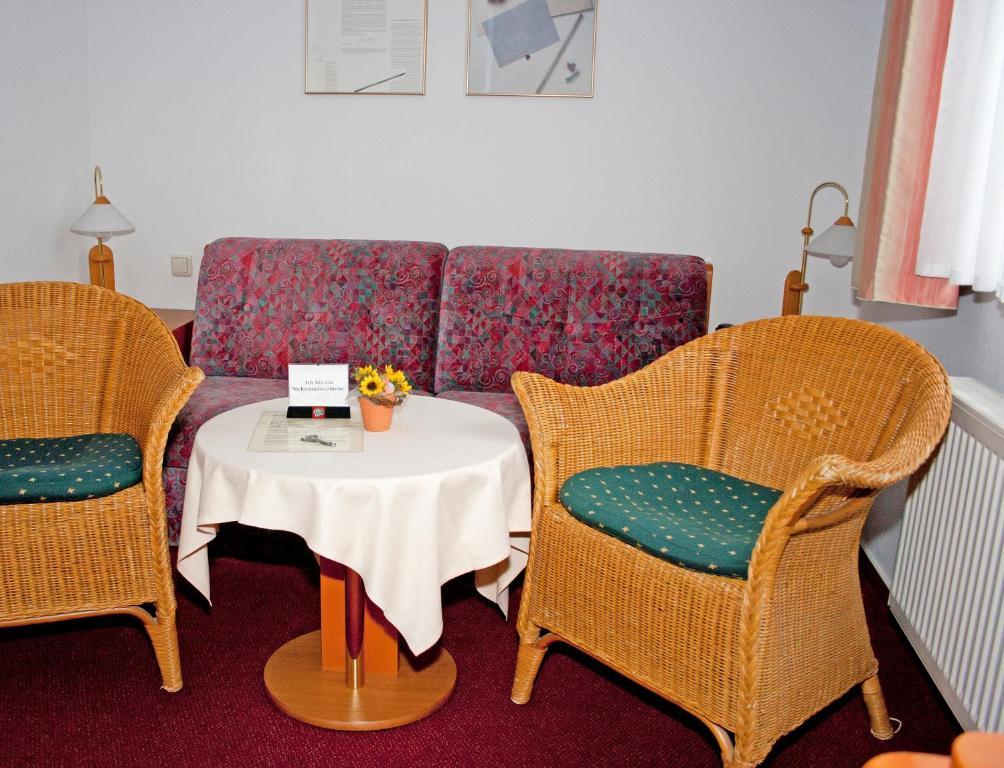 Hotel Zur Sonne فايمر الغرفة الصورة